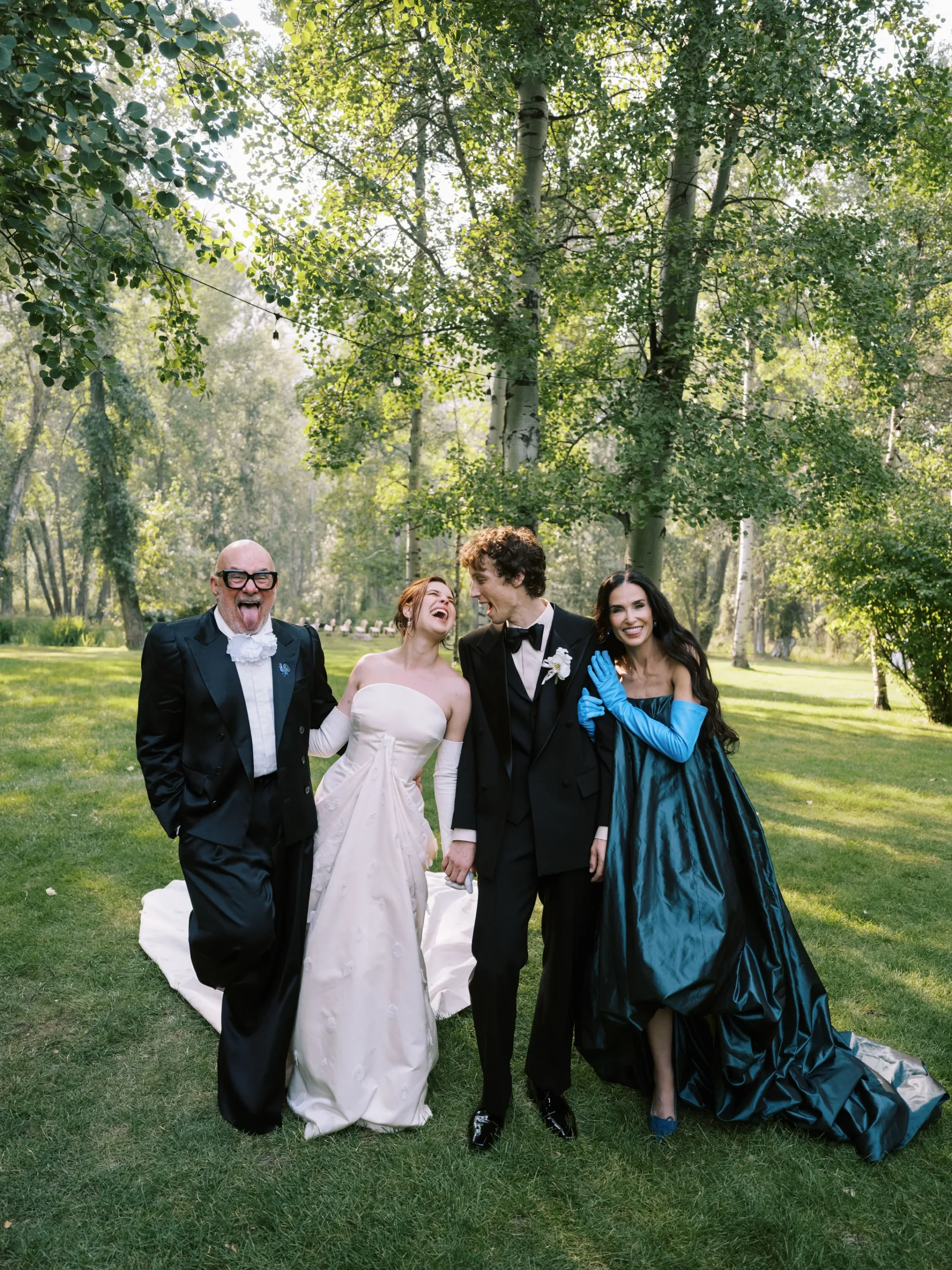 De bruiloft van Tallulah Willis en Justin Acee