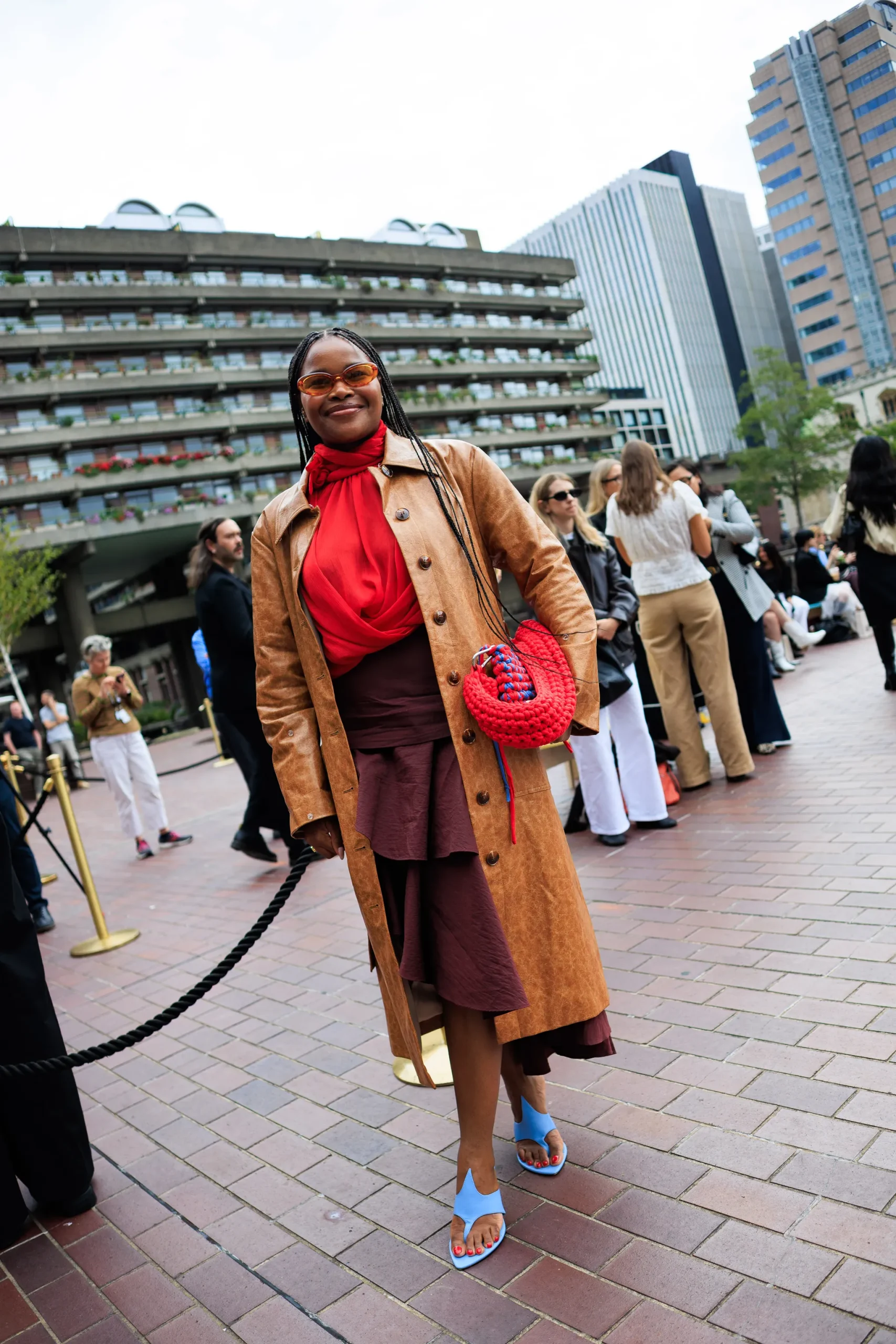 Vrouw tijdens London Fashion Week