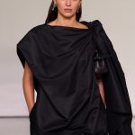 Kendall Jenner op de catwalk van Bottega Veneta