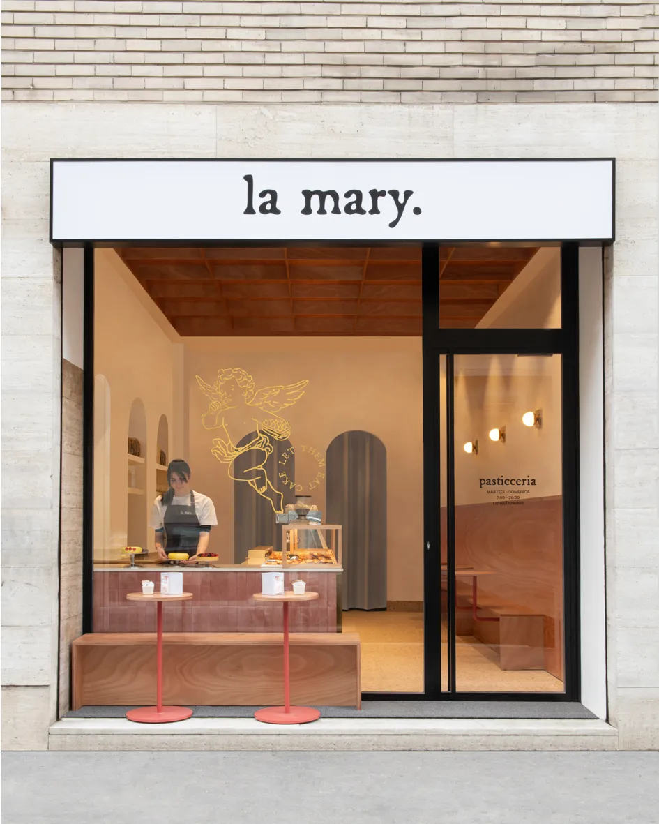 La Mary in Milaan