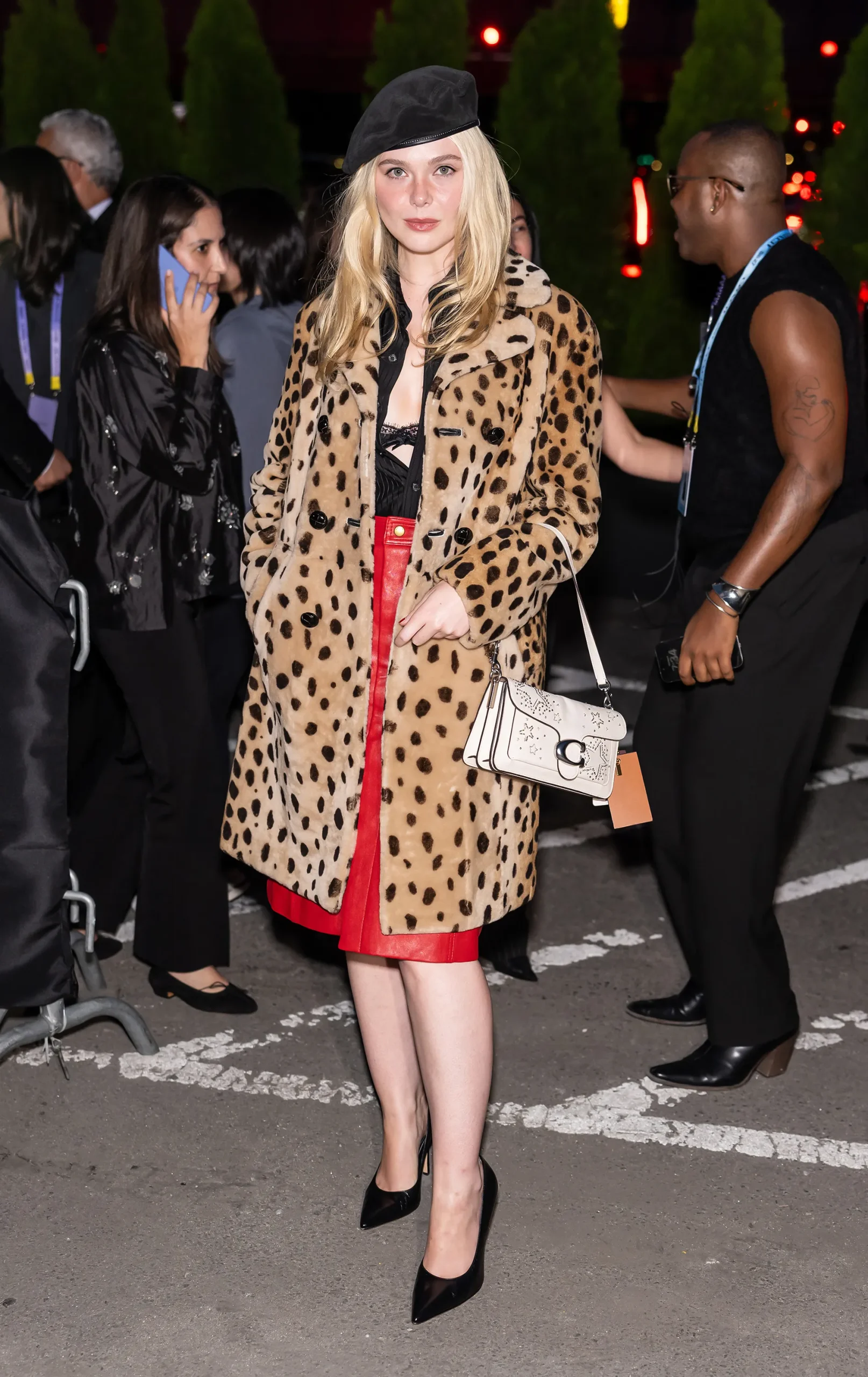 Elle Fanning bij Coach