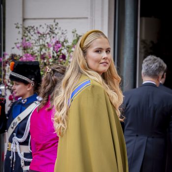 prinses-amalia-draagt-een-van-saint-laurents-it-kleuren-op-prinsjesdag-2026-407762