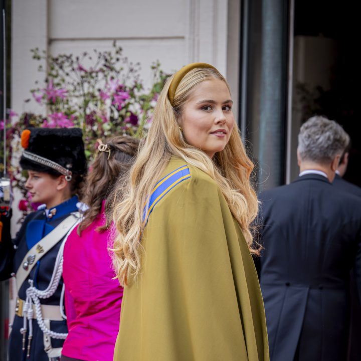 prinses-amalia-draagt-een-van-saint-laurents-it-kleuren-op-prinsjesdag-2026-407762