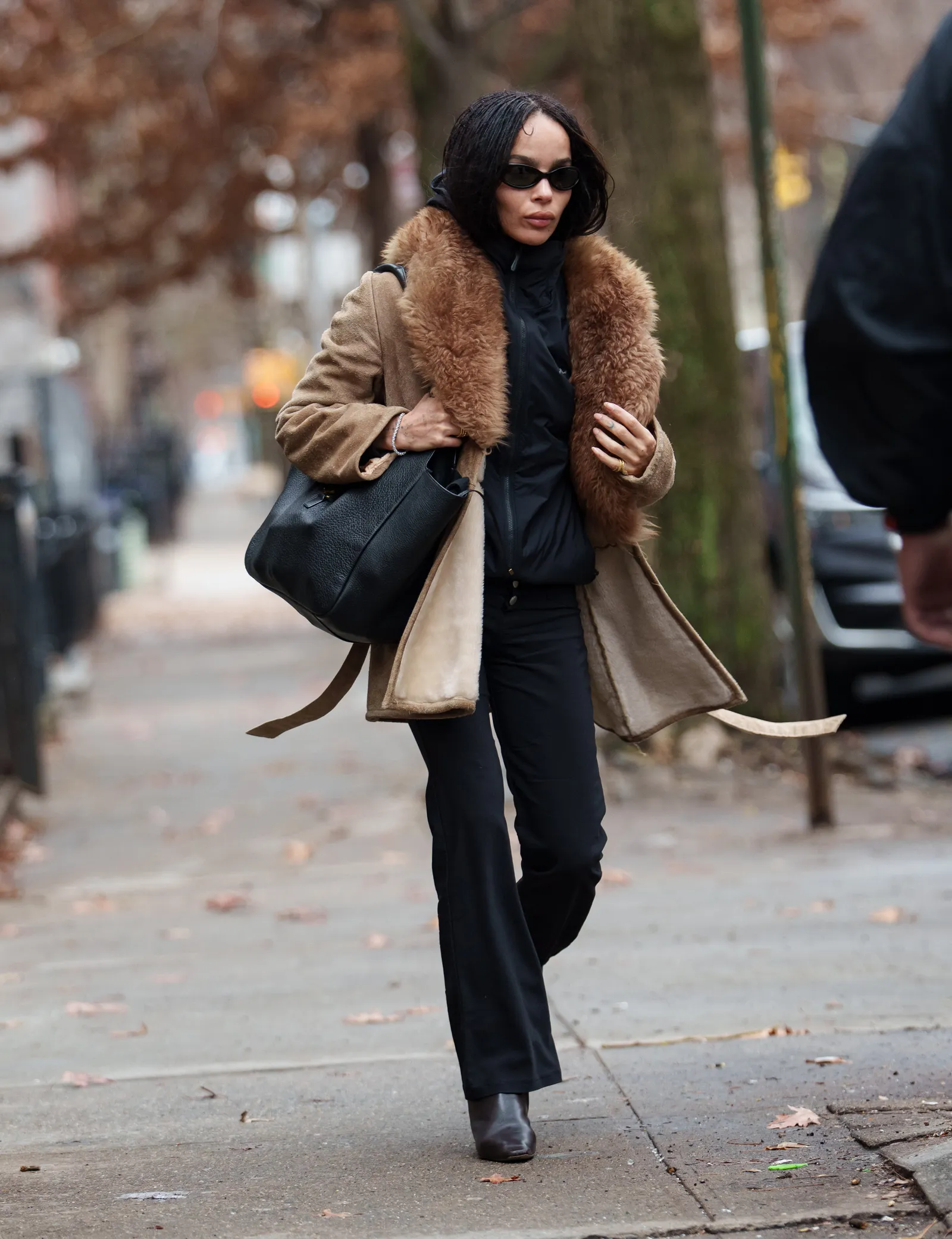 Zoë Kravitz in één van haar herfstlooks