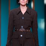 Alexa Chung op de catwalk van Tory Burch