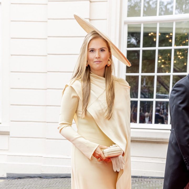 de-garderobe-van-prinses-amalia-ontleed-haar-vijf-essential-fashion-formules-decoded-407666