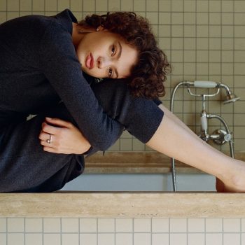 de-collab-die-je-precies-vertelt-welke-knits-dit-najaar-een-must-zijn-en-meer-samenwerkingen-voor-op-je-radar-409424