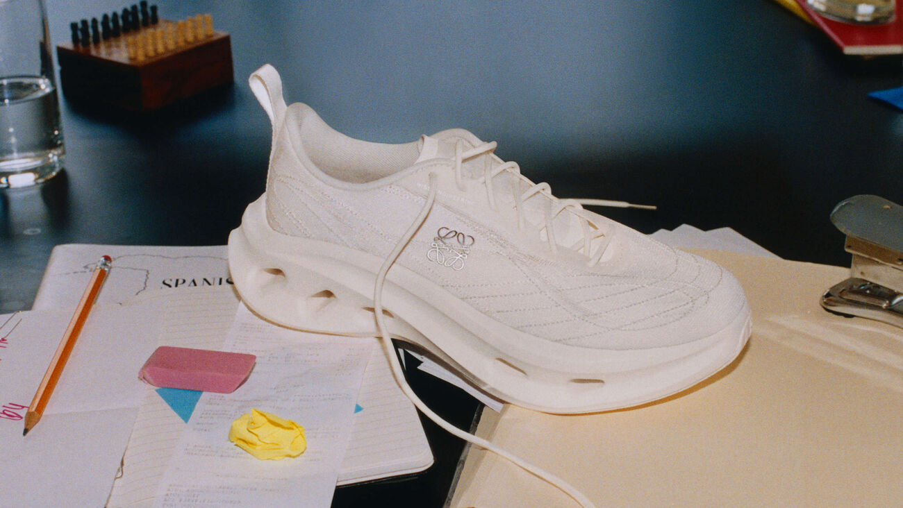 Loewe x On-sneaker