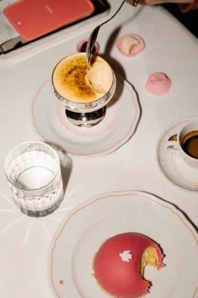 andiamo-dit-zijn-de-chicste-bakery-cafes-om-te-bezoeken-tijdens-milano-fashion-week-408594