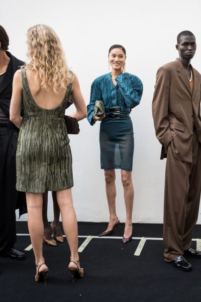 de-lente-zomer-2027-runwaylooks-die-een-plek-verdienen-in-de-imaginary-wardrobes-van-vogue-editors-410686