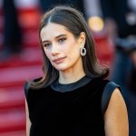 Ella Bleu Travolta op het Cannes Film Festival 2026