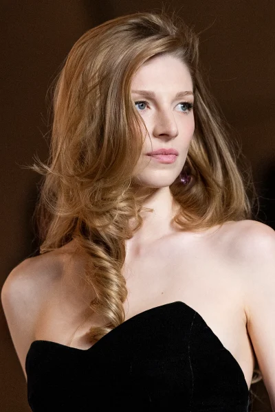 heeft-effortless-haar-zijn-sexappeal-verloren-dit-kapsel-uit-hollywoods-golden-age-is-terug-411775