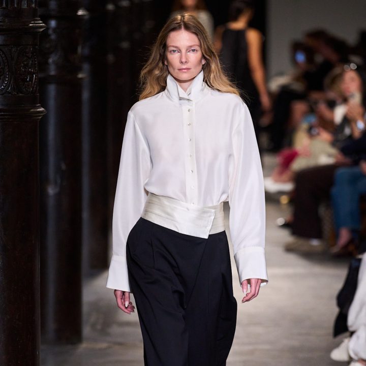 dit-klassieke-mannenaccessoire-krijgt-dit-seizoen-de-stamp-of-approval-van-fashion-insiders-412288