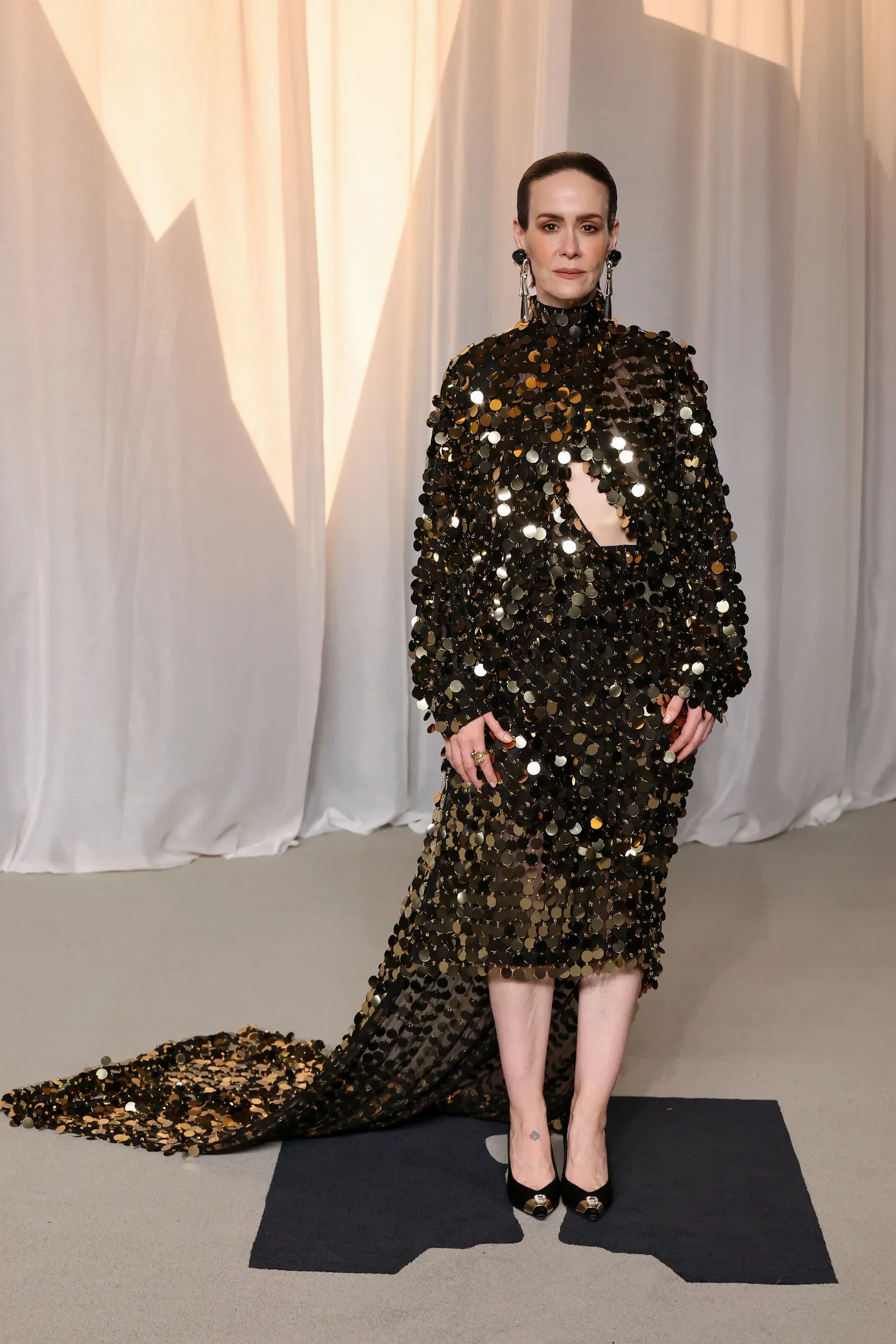 Sarah Paulson in Ferragamo